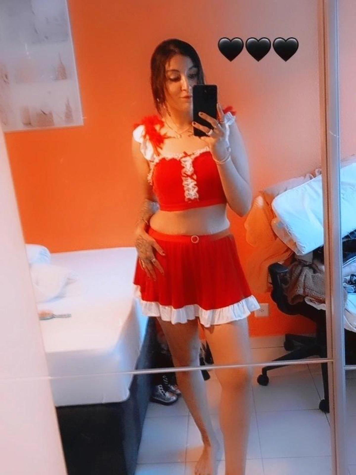 Céleste - Tenue Velours Raffinée Rouge