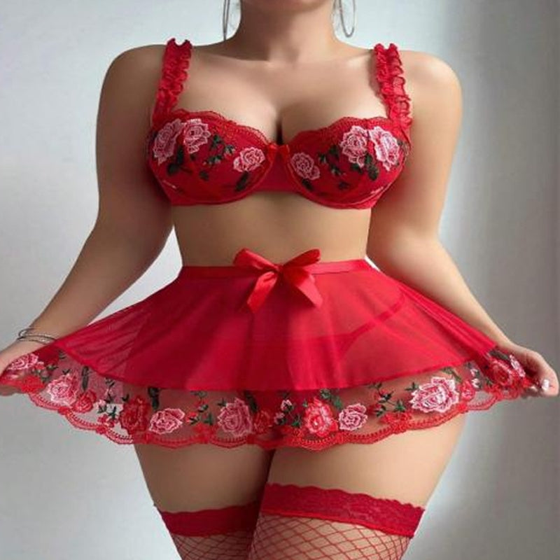 Fanny - Rotes Blumenset mit Rock und Spitze